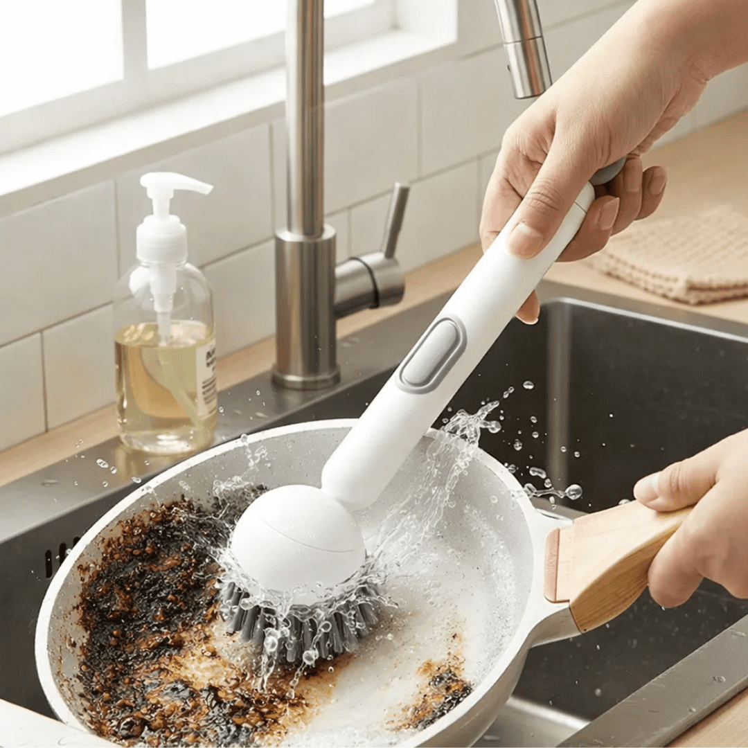 Dishflow -  obrotowa szczotka z dozownikiem na płyn do mycia naczyń