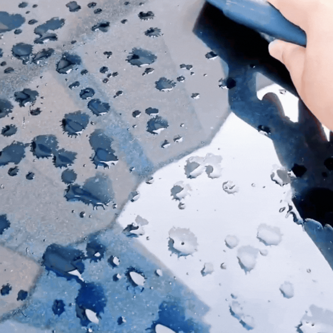 Zostawia gładki i suchy efekt